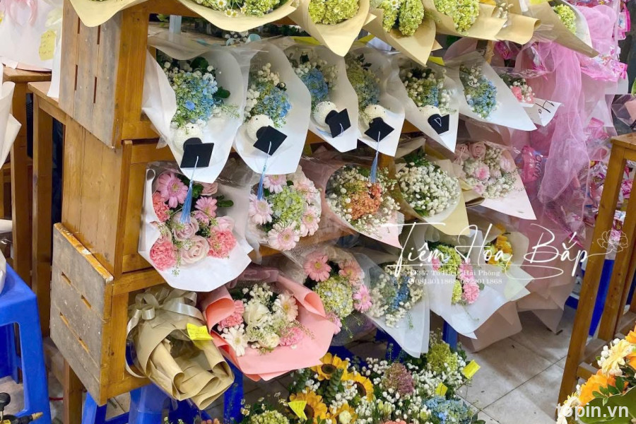 Tiệm Hoa Bắp