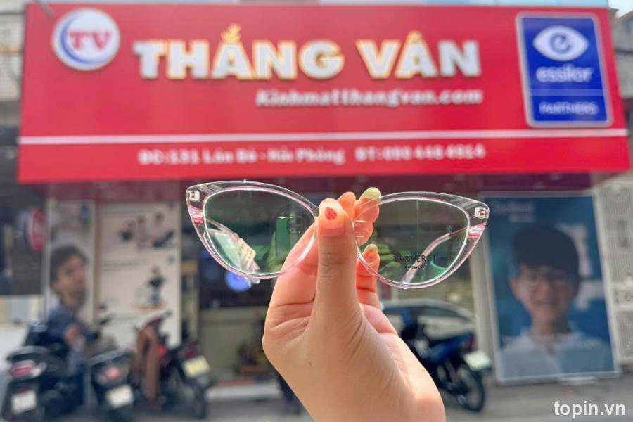 Kính Mắt Thắng Vân