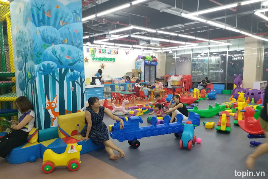 Nhà Sách Tiền Phong - 268 Trần Nguyên Hãn