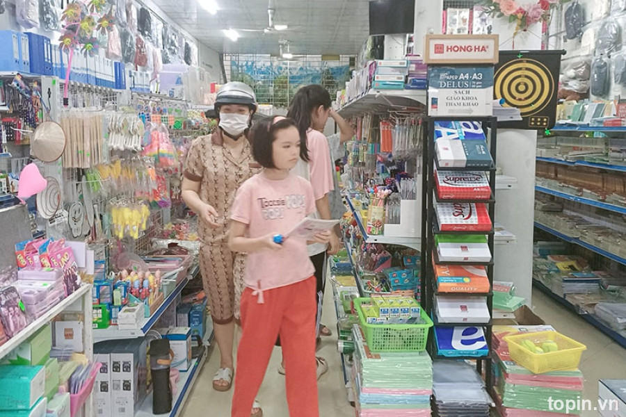 Nhà Sách Tri Thức Vàng