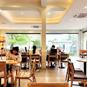 Highlands Coffee - 125 Trần Thành Ngọ