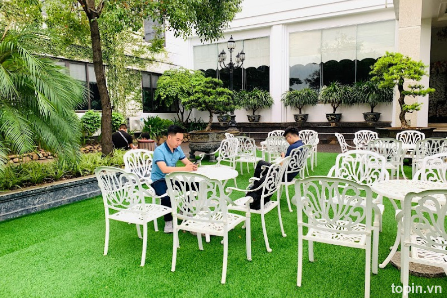 Trung Tâm Hội Nghị – Tiệc Cưới Mai Hồng Phúc