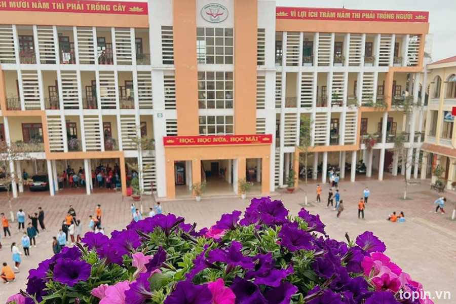 Trường THCS Chu Văn An