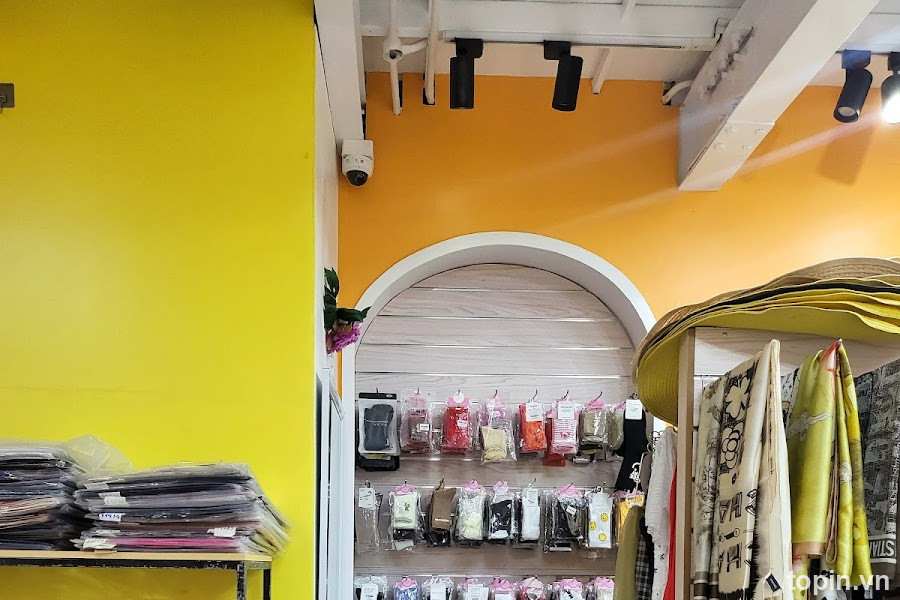 Xinh Xinh Shop - 24 Phạm Minh Đức