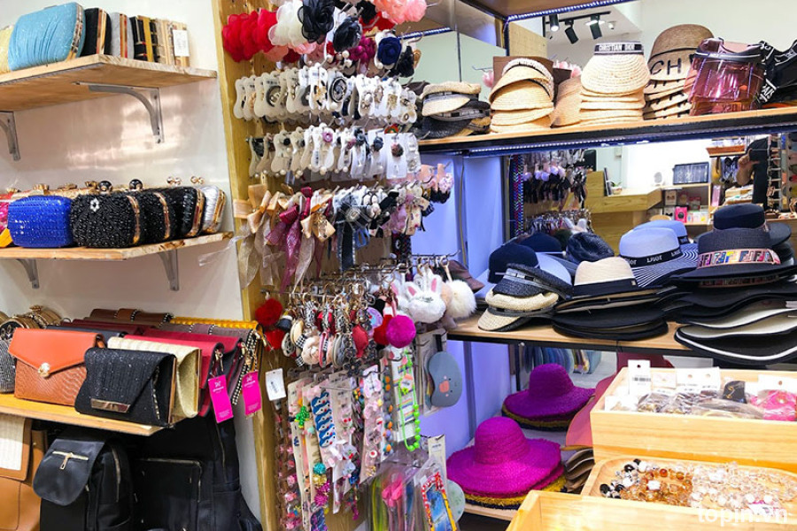 Xinh Xinh Shop - 11 Phạm Minh Đức